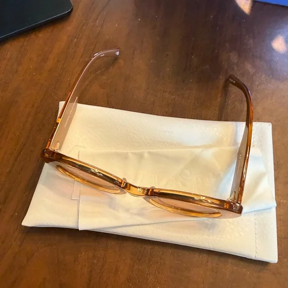 Le Specs Nouveau Brown Sunglasses - Picture 2 of 6